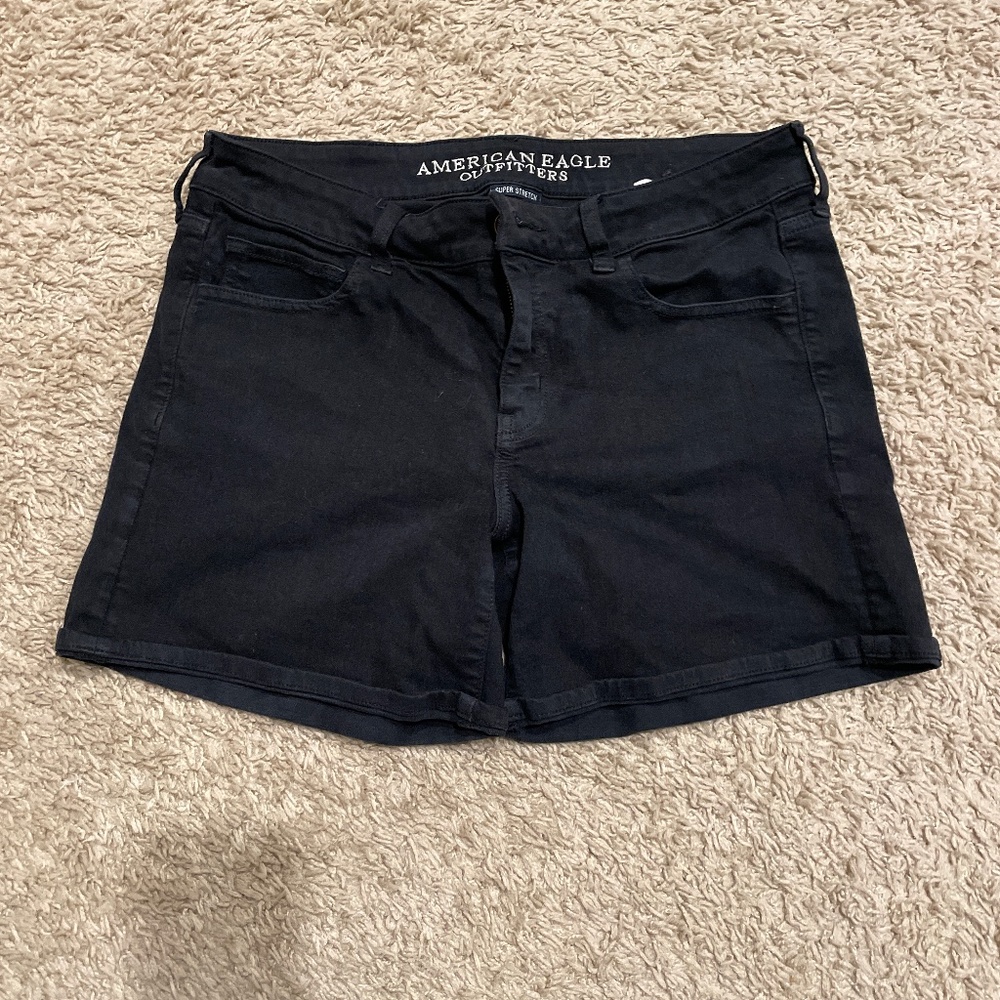 American Eagle MIDI shorts